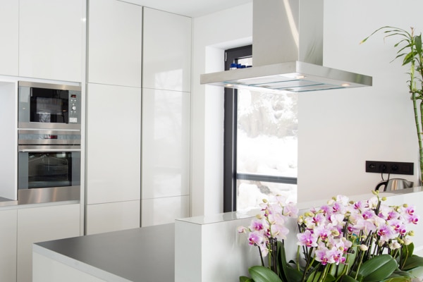 Kitchen with flowers Hodson developments - Kitchens luxury apartments